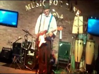 Les Papis en  Hard Rock Café35-Tributo a Carlos Santaana 09-02-2012.ccs ve.