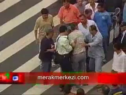 Kamera Şakası Tekerlekli Sandalye