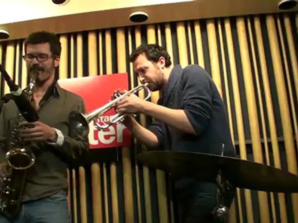 PAPANOSH " Skäteful" live à Ouvert la Nuit