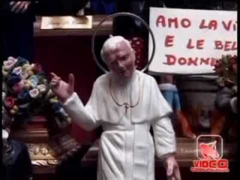 Napoli - A San Gregorio Armeno Papa Woityla è già santo