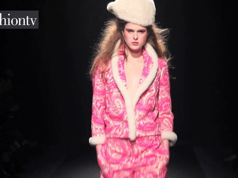 Junko Shimada Fall '12 Show - Paris Fashion Week | FashionTV