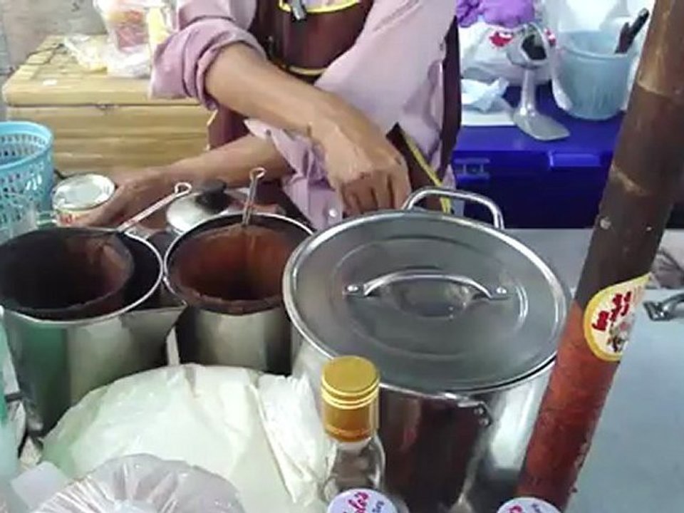 タイの青空のコーヒーショップ