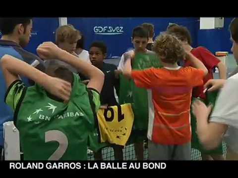 REGARD : La formation des ramasseurs de balles pour Roland-Garros