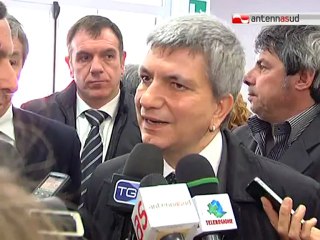 19.04.12 Città "intelligenti", il ministro Profumo spiega il bando a Bari