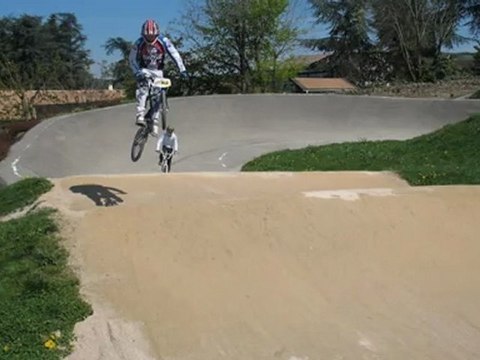 stage BMX st paul vallée du gier printemps 2012