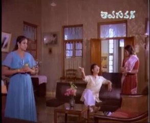 Intlo Ramayya Veedilo Krishnayya - Full Movie - Chiranjeevi - Madhavi - Part 01