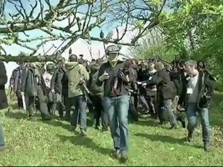 Sarkozy busca votos de ultraderecha