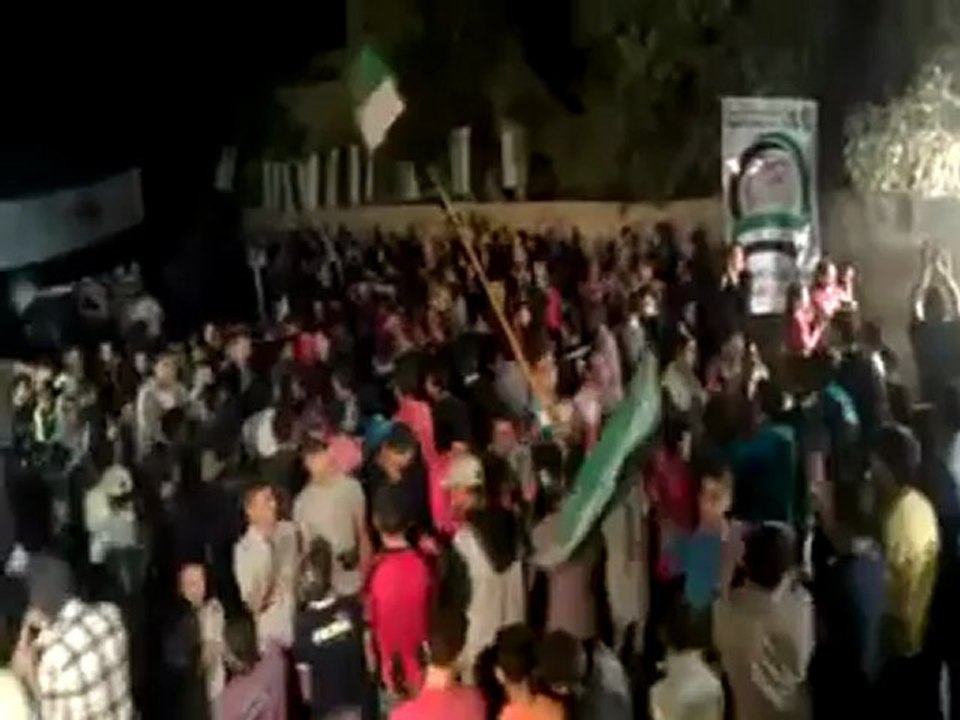 فري برس درعا مسائية ثوار درعا المحطة   طريق السد 24 4 2012 ج2 Daraa