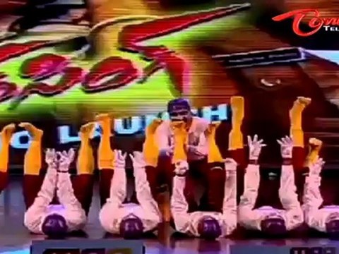 Gabbar Singh Audio Launch - Don't waste water message Skit - 04