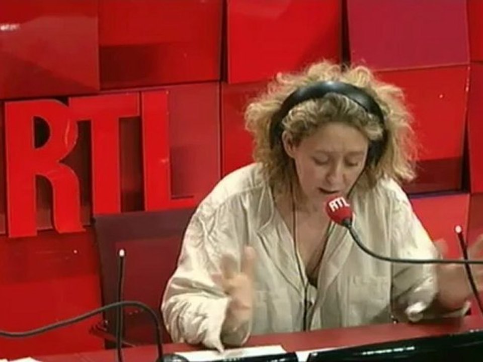 "Les Carnets d'Alba" : Martine Aubry perd des points pour Matignon