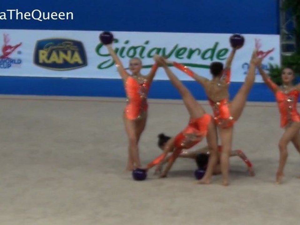 Uzbekistan 2012 WC Pesaro Q 5 balls
