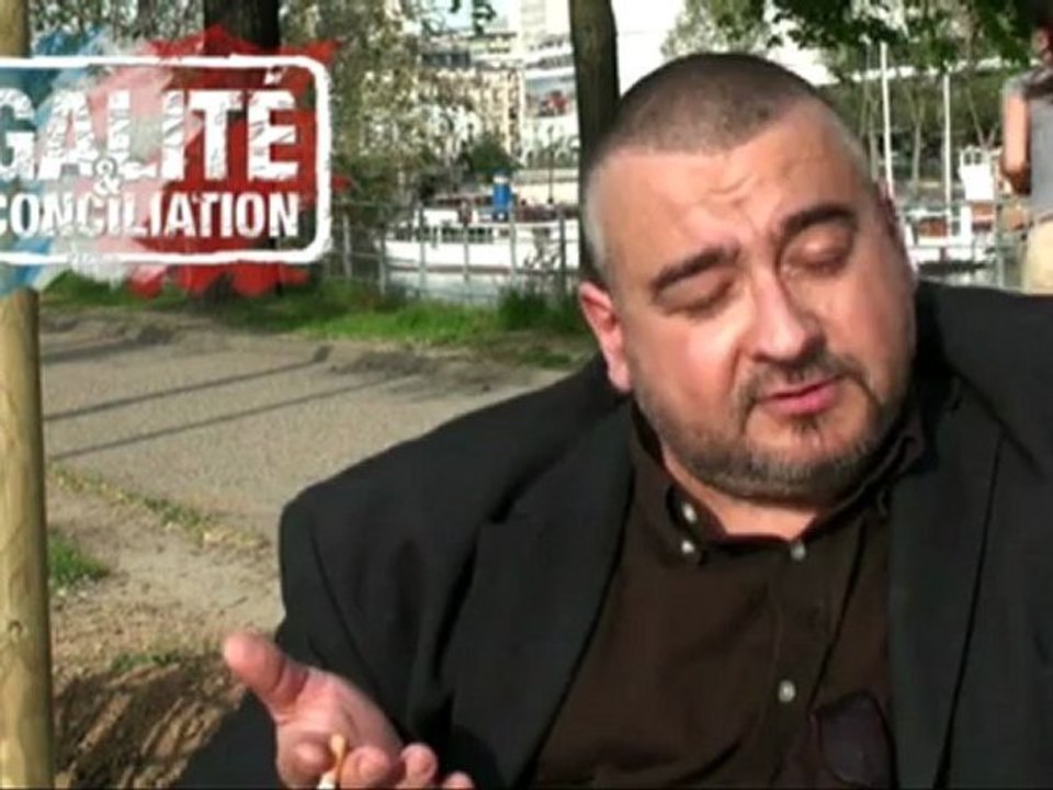 Crise ou coup d'Etat - Entretien avec Michel Drac