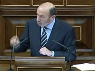 Rubalcaba: el que "engaña" es el PP porque Zapatero le dio datos "reales"