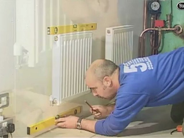 Stagehand TV-Installation of A Hot Water Heating System