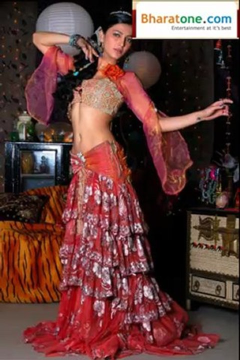 Sruthi hasan hot video in Gabbar singh