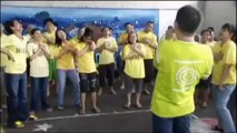 Filippine - La terapia del sorriso nel carcere di Manila
