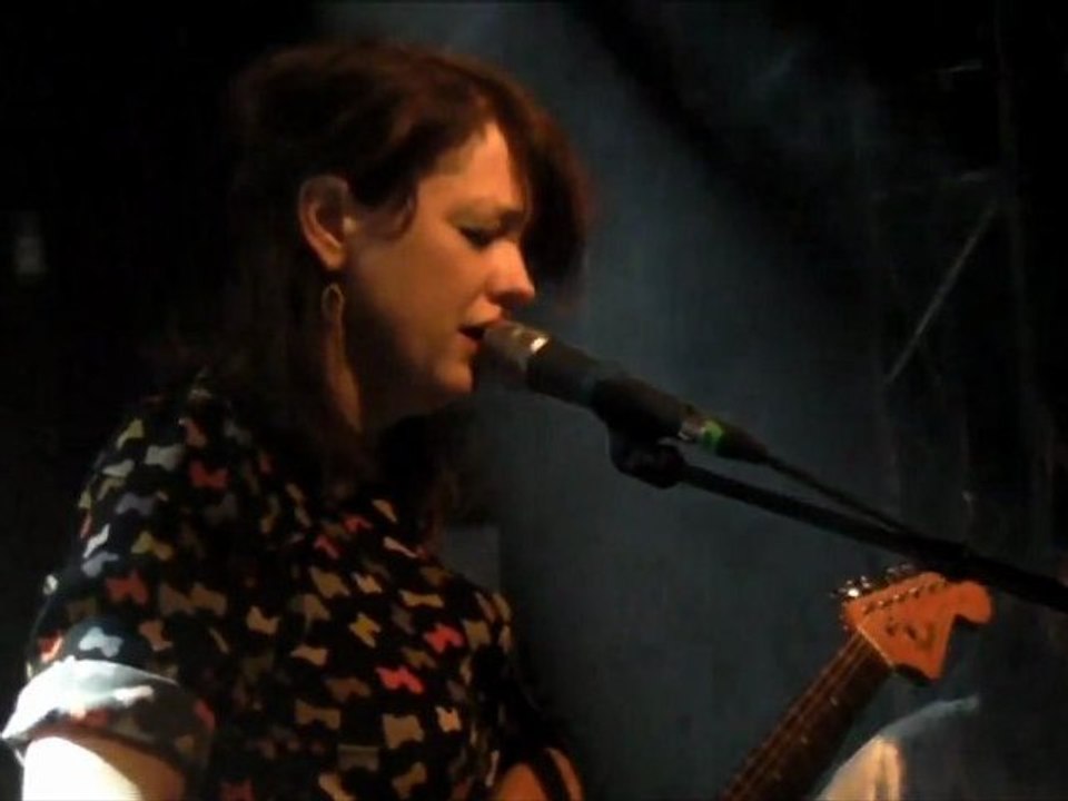 WILD FLAG LIVE IN PARIS A LA FLECHE D' OR LE 04 FEVRIER 2012