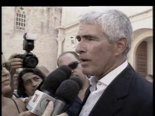Casini - Inutile governare contro metà del parlamento
