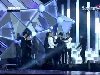 ‪[111129 ] MAMA _ Super Junior WIN Best Male Group (Arabic Sub)‬‏ - YouTube