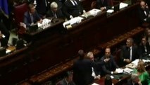 Berlusconi - Le proteste rivolte a Fini per l'intervento di Di Pietro