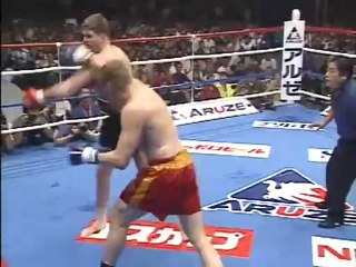 Alexey Ignashov vs Andrew Thomson - K-1 World GP 2001 Nagoya