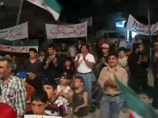 Descargar video: فري برس ادلب سرمين مظاهرة مسائية حاشدة نصرة للمدن المنكوية 1 5 2012 Idlib