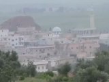 فري برس ريف حلب الأتارب انتشار الشبيحة والقناصة على أسطح المباني العالية وإطلاق نار عنيف وعشوائي 1 5 2012 Aleppo