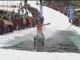 Daredevils try to ski over ice cold puddle in Russia