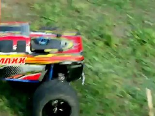 IMAG0011-T-maxx auf heisser Spur