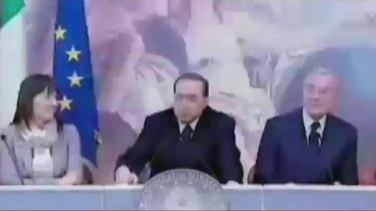 Berlusconi - Anche la sinistra al Bunga Bunga