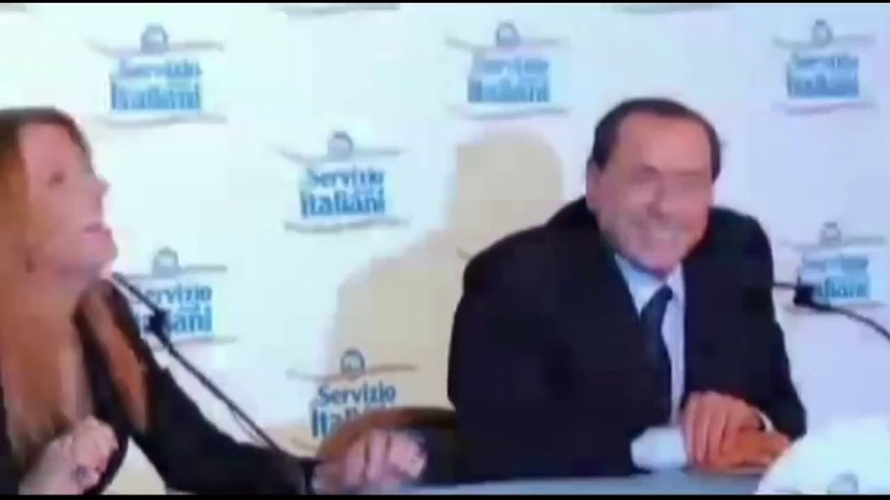 Berlusconi - Tutti invitati al Bunga Bunga