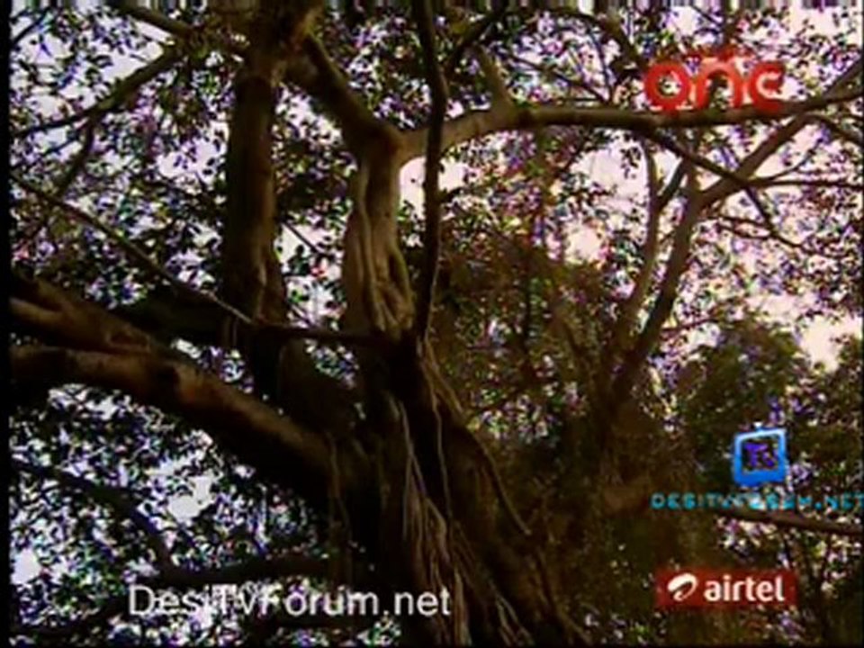 Haunted Nights - 25th April 2012 Video Watch Online pt1