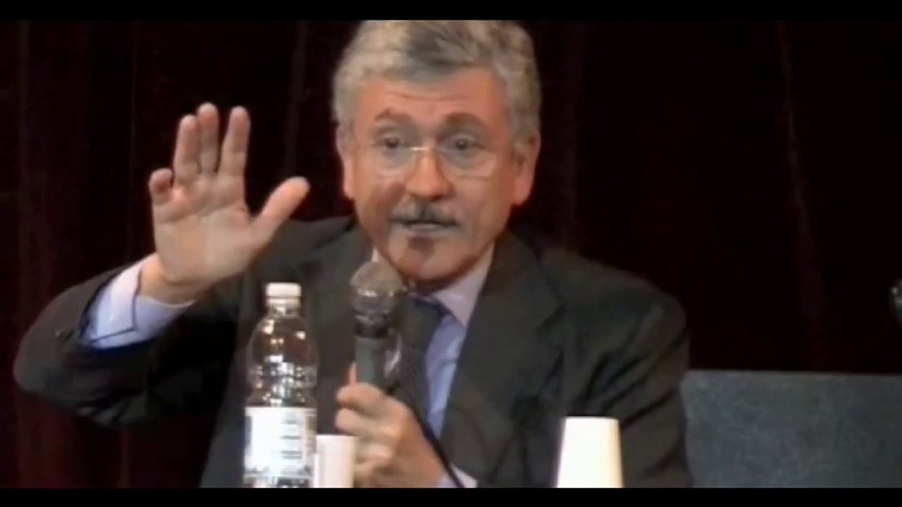 D'Alema - Berlusconi, NO al nucleare per salvare se stesso