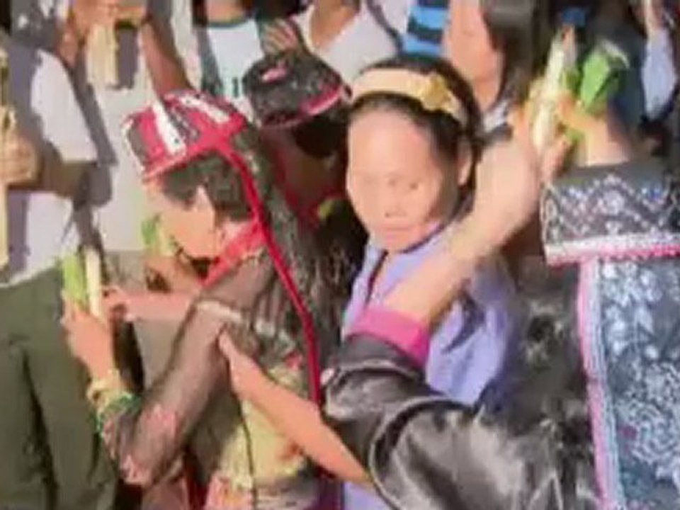 Dying traditions in Malaysian Borneo - 19 Jan 08