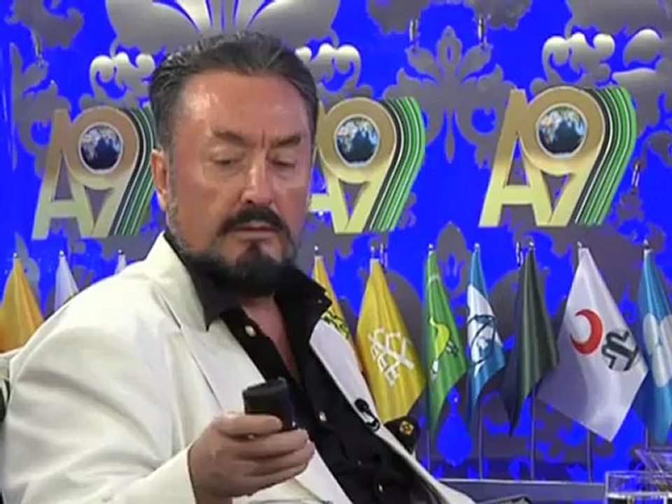 Adnan Oktar Bana sarhoş diyorlar varsın desinler