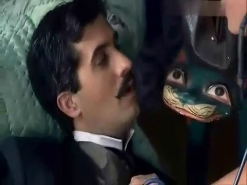 ATEŞE BACA LAZIM