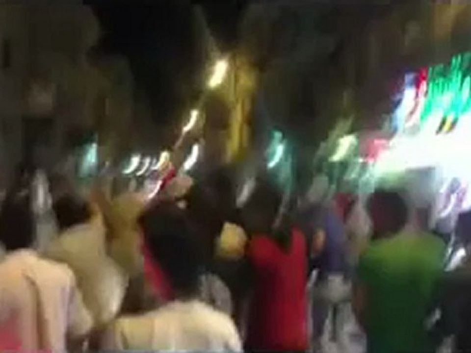 فري برس ديرالزور احرار 15اذار للتغيير مظاهرة مسائية شارع التكايا 15 4 2012 DeerALzoor