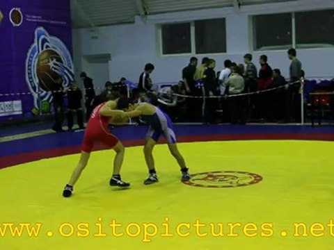 Superiority of the Volga Federal District. Samara, Russia, 03.12.2011. Wrestling - 2011 ositopictures.net [03] ositopictures.com