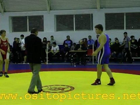 Superiority of the Volga Federal District. Samara, Russia, 03.12.2011. Wrestling - 2011 ositopictures.net [07] ositopictures.com
