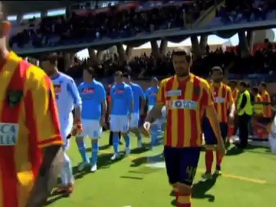 Hamsik-Traumtor hält Napoli auf Europa-Kurs