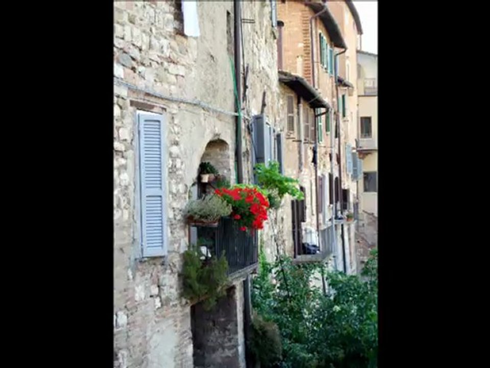 KÜÇÜK İTALYAN DOKUNUŞLARI 01