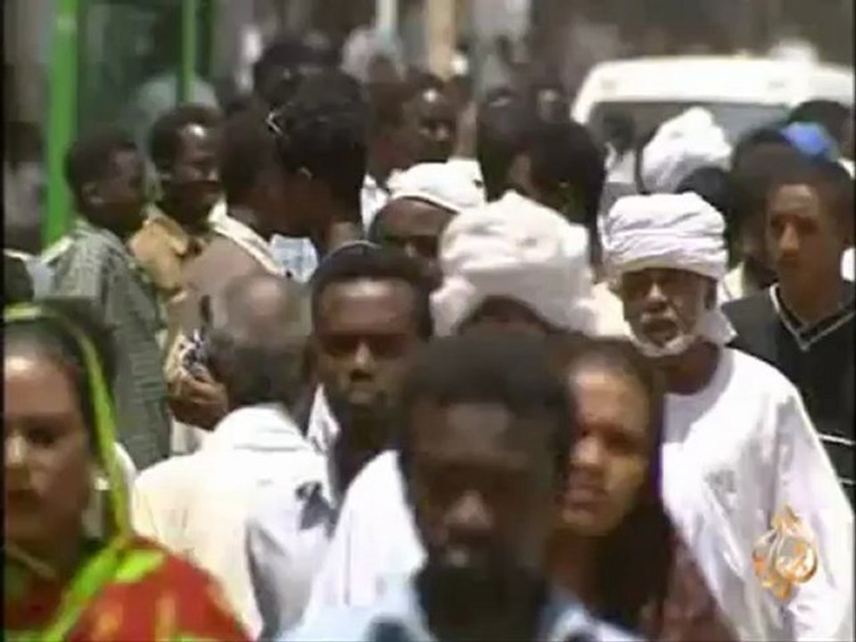 قطرتجدد الدعوة للبشير لحضور القمة العربية في الدوحة