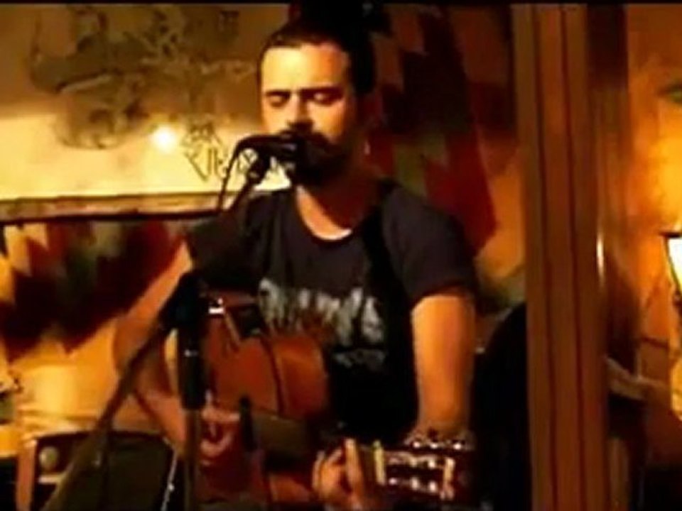 Beni Sana Sımsıkı Sarılı Görenler Olmuş - Zafer Güler