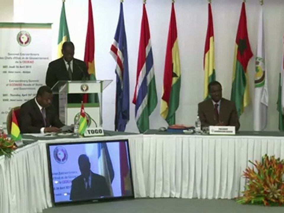 West African leaders meet on Guinea-Bissau, Mali