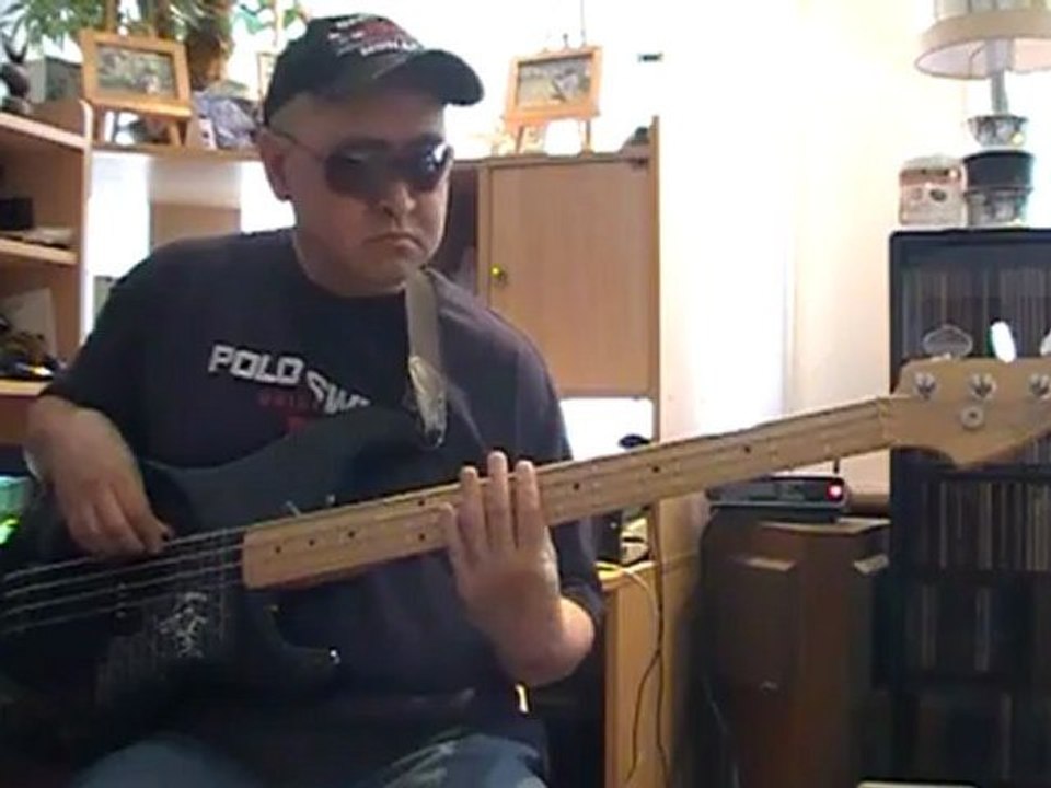 Lorans dance Jazzrock Power of Soul Idris Muhammad basscover Bob Roha