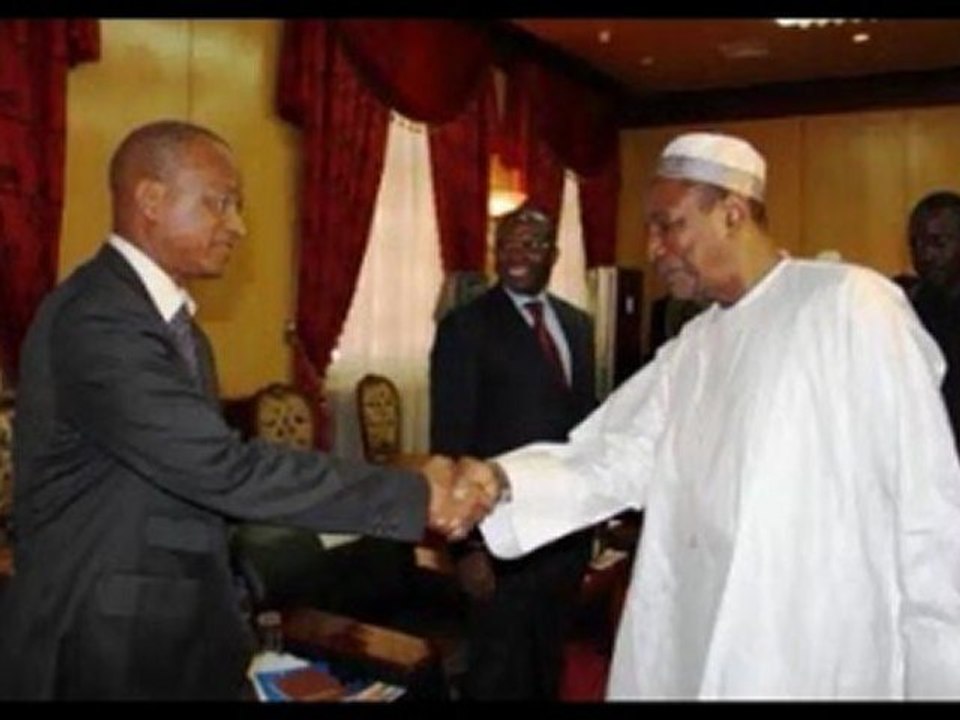 CELLOU DALEIN DIALLO et DAVID CAMARA chez le GG : J'ai dit à Monsieur le président; ça c'est pas de la transparence; Il m'a demandé de donner un papier à Kiridi Bangoura