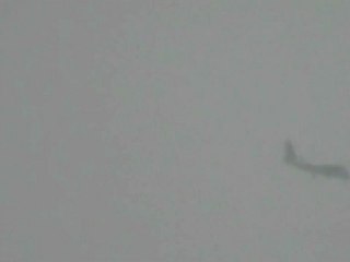 فري برس غوطة دمشق الشرقية تحليق طائرة استطلاع 26 4 2012 Damascus