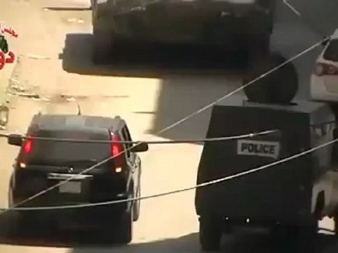 فري برس ريف دمشق دوما إقتحام المدينة بالدبابات وسيارات نمرتها دمشق 26 4 2012 Damascus