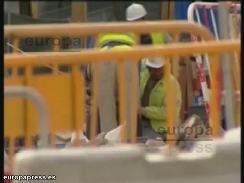 El paro sube un 5,7% según la EPA