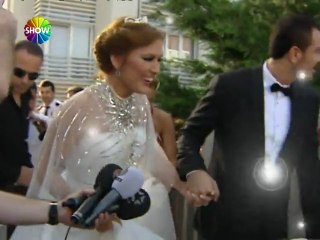 Demet Akalın'ın kına gecesi konvoyu